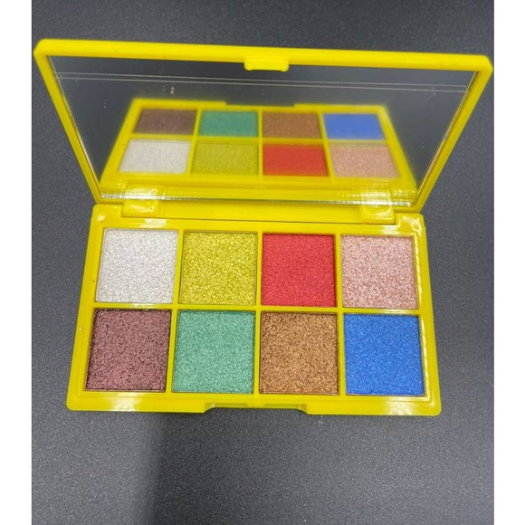 I Heart Revolution x Dr. Seuss One Fish Two Fish Red Fish Blue Fish Shadow Palet - Picture 2 of 3